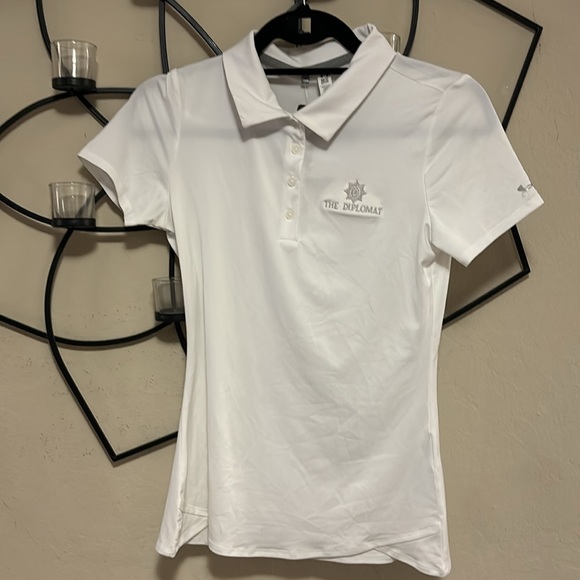 NWT The Diplomat Golf Course Under Armour Women’s White Polo Top Shirt XS - Picture 1 of 9